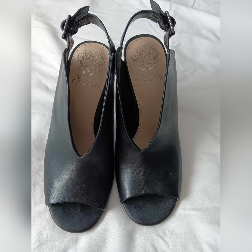 Vince Camuto Kembia Sling Back Heels size6